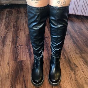Black boots wear twices